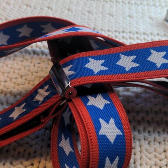 Festive Suspenders and matching bowties - Picture 7 of 9